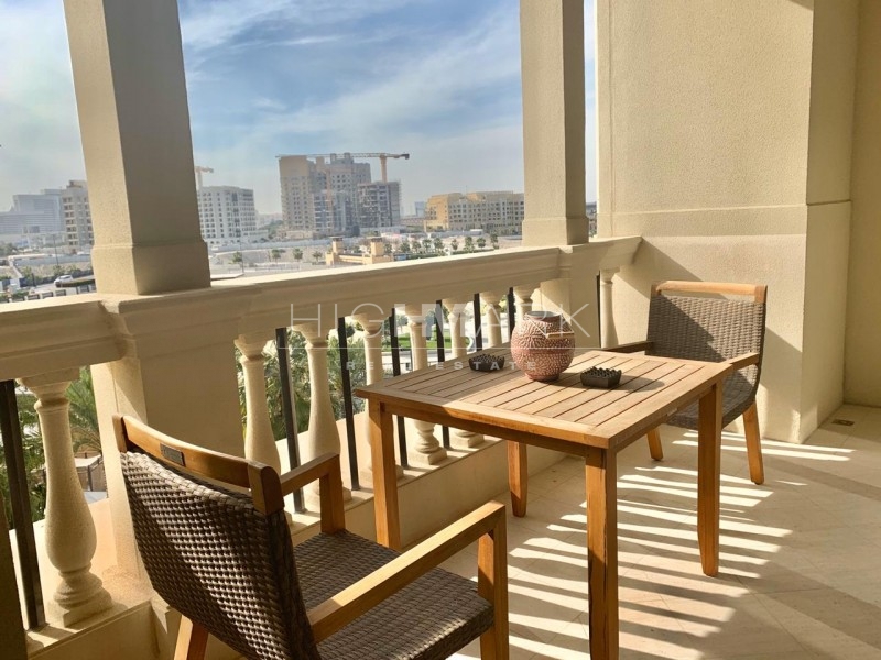 Apartments for Rent under 280000 in Palazzo Versace