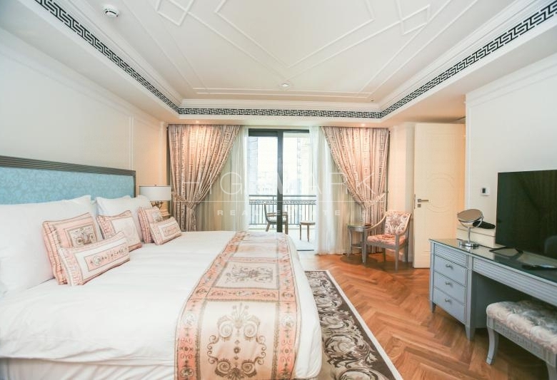 Palazzo Versace Apartments in Culture Village