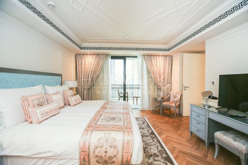 Palazzo Versace Apartments in Culture Village