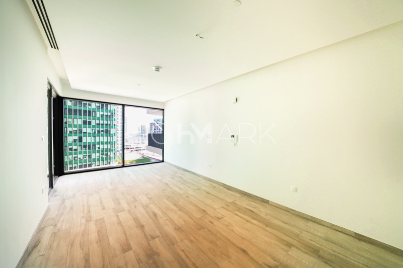 Brand New | Unfurnished Studio | Burj Khalifa View Apartment for Rent
