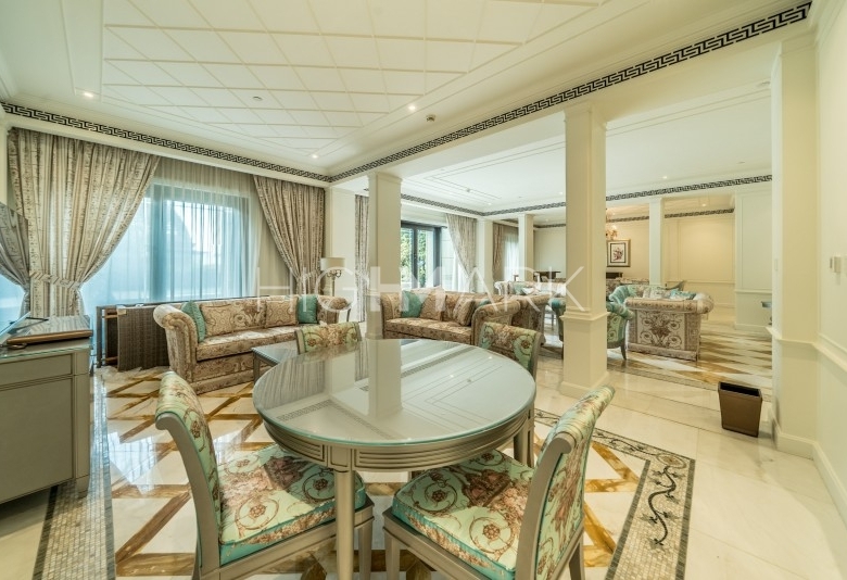 Palazzo Versace Apartment for Rent