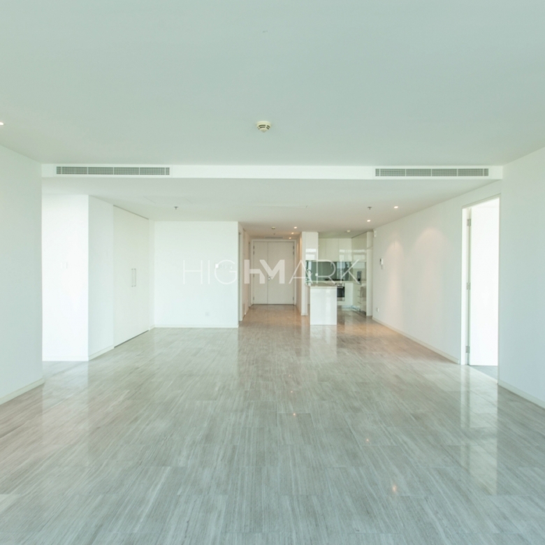 Spacious 3 Bedroom | D1 Tower | Breathtaking Views Apartment for Sale