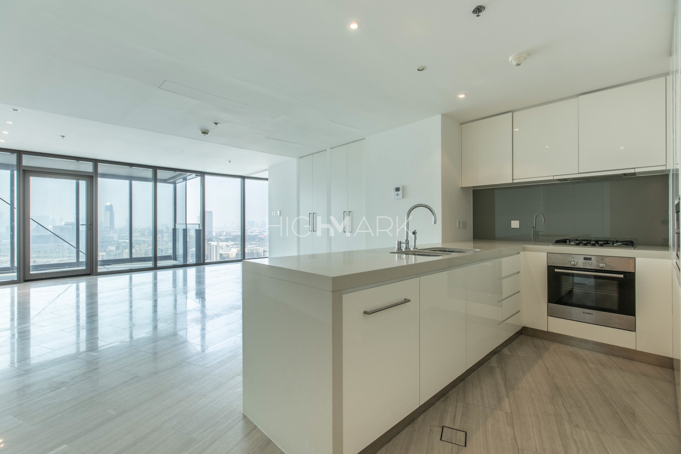 High Floor | Unfurnished 1 Bedroom | City Views Apartment for Sale